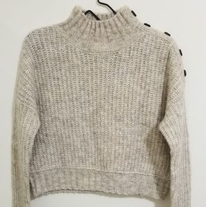 Jessica Simpson sweater
